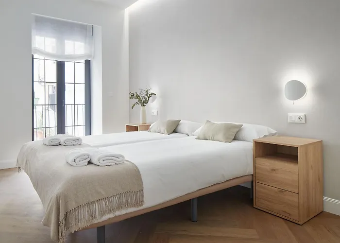 The Collection - Opera Apartment