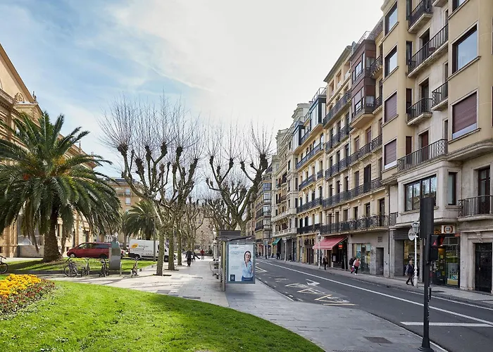 The Collection - Opera San Sebastian