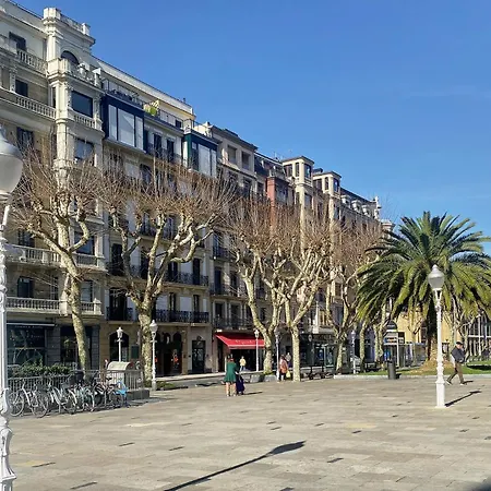 The Collection - Opera *